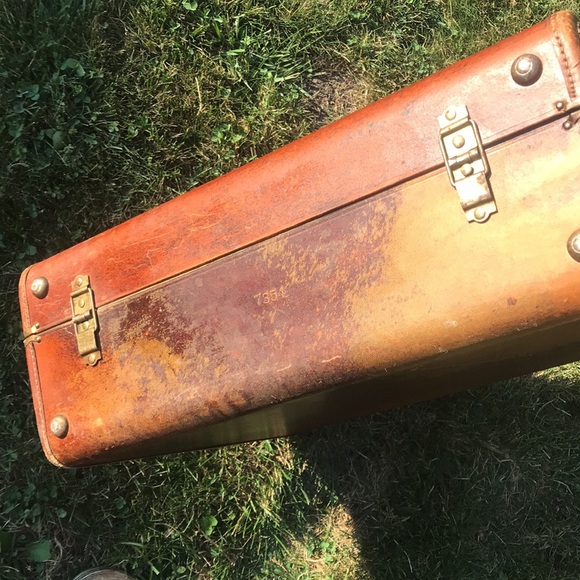 Vintage Eveleigh leather suitcase - Picture 4 of 8